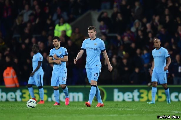 Manchester City pierde contactul cu liderul